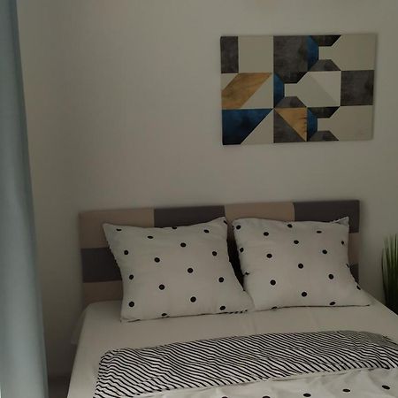Apartman Till Galanta Kamer foto
