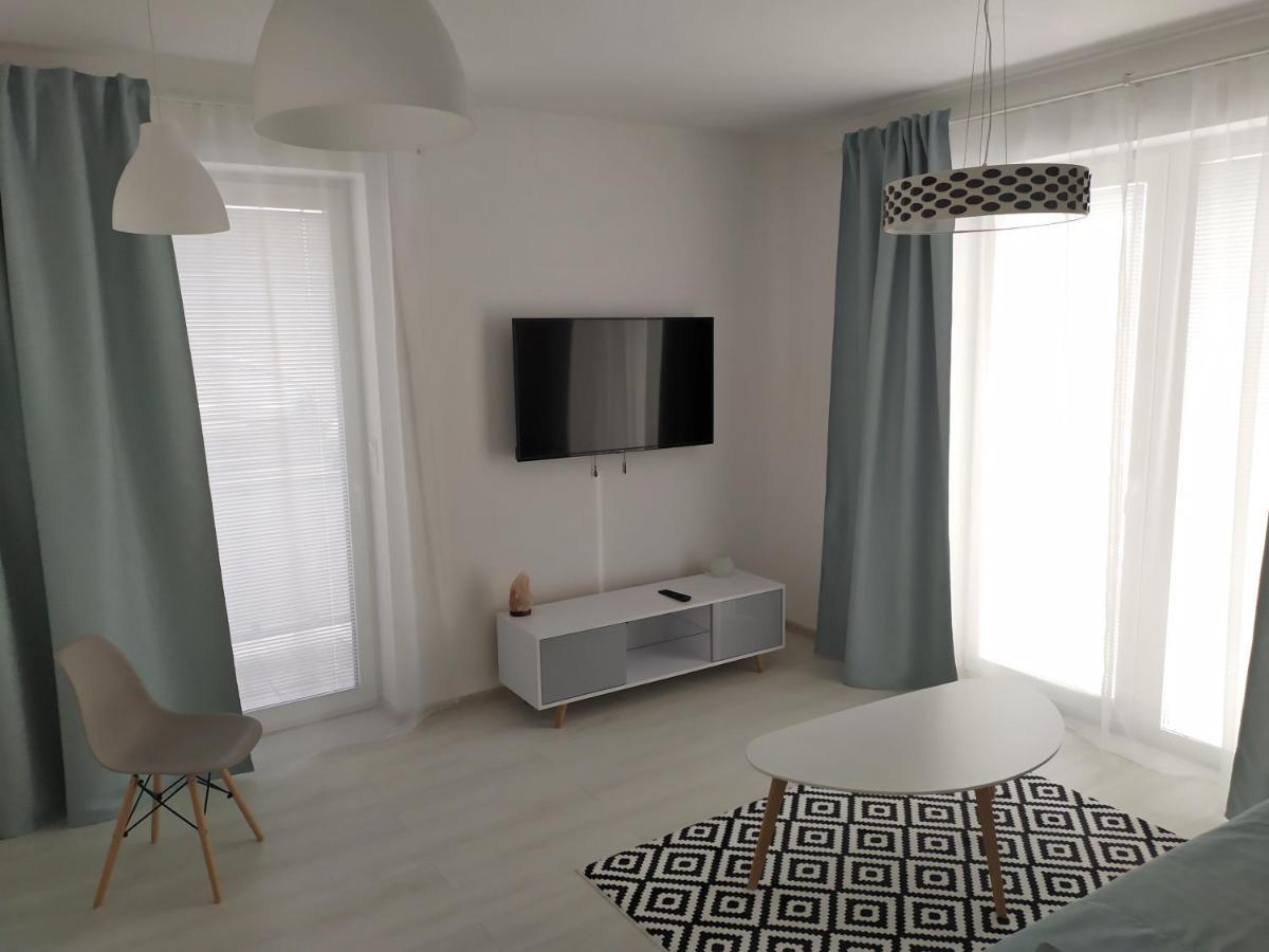Apartman Till Galanta Buitenkant foto